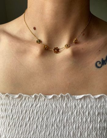 Collier fleurs