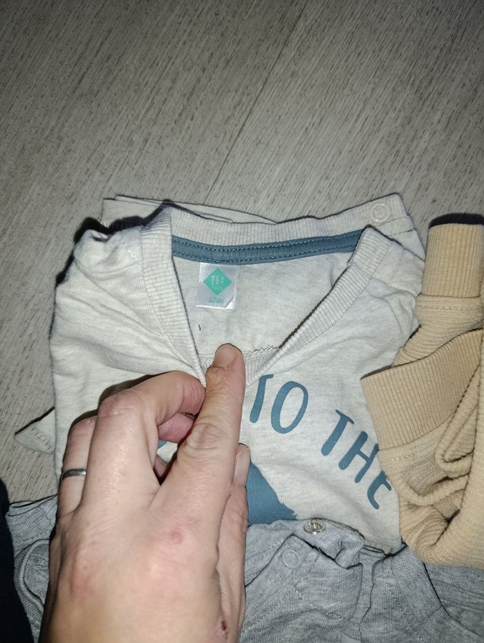 Lot haut bebe 12 mois garçon - photo numéro 3