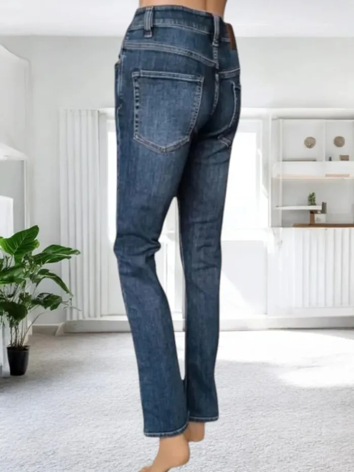 Jean Volcom ,coupe straight ,taille mi-haute ,texture stretch - photo numéro 3