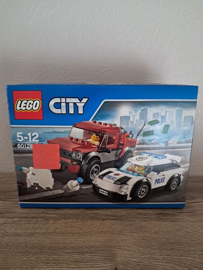 Lego city 60128 course poursuite - photo numéro 2
