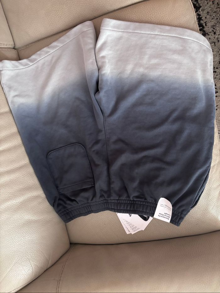 Short NIKE neuf avec étiquette taille  L - photo numéro 5