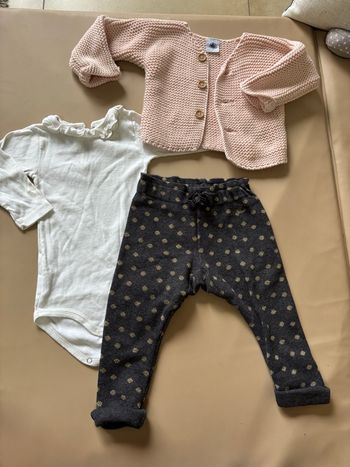 Enzemble petit bateau 6mois