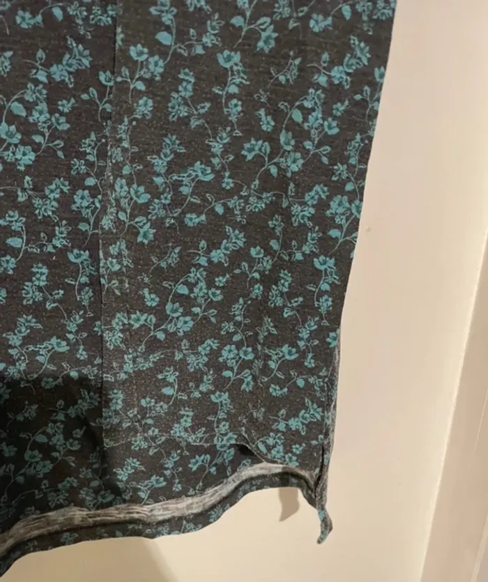 Tunique fleurie bleu/vert KIABI – Taille 46/48 - photo numéro 5