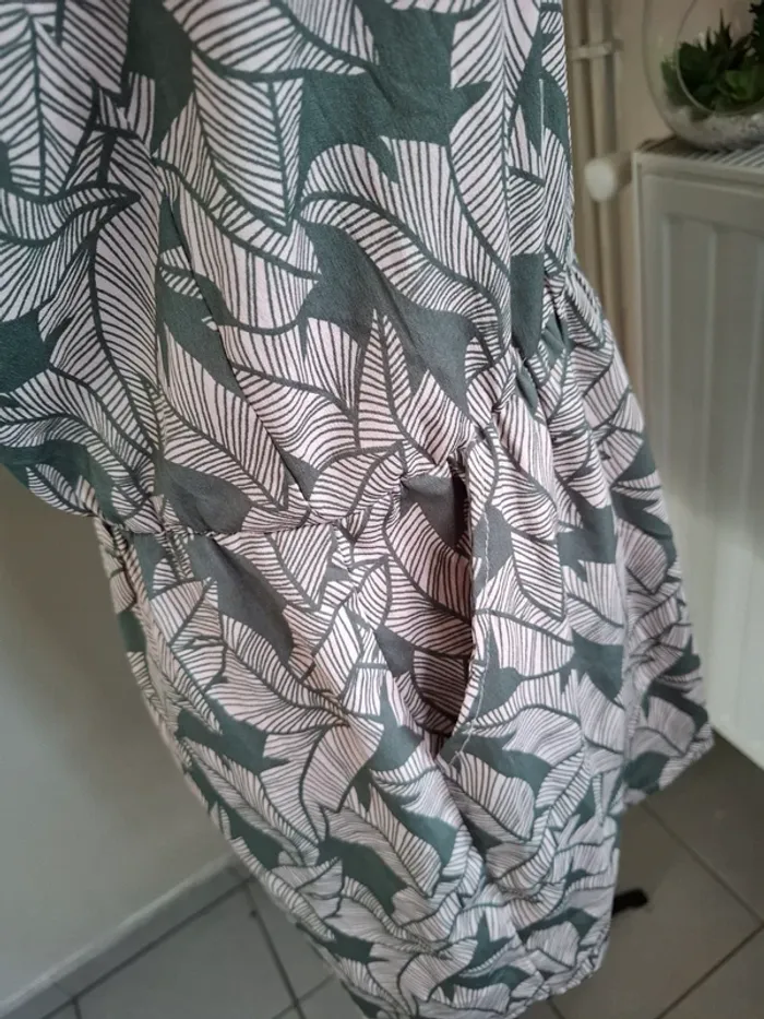 Combishort Jennyfer à motifs feuillages🌿 - photo numéro 3