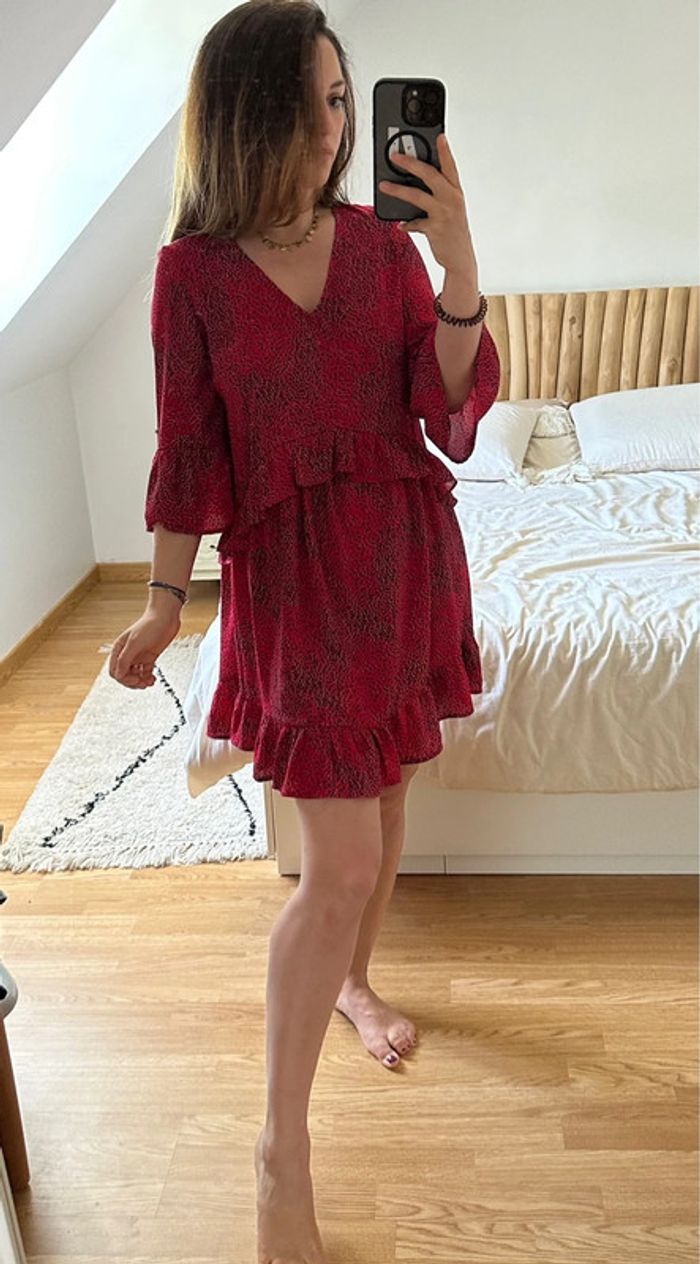 Robe Vero Moda fluide rouge 🍓