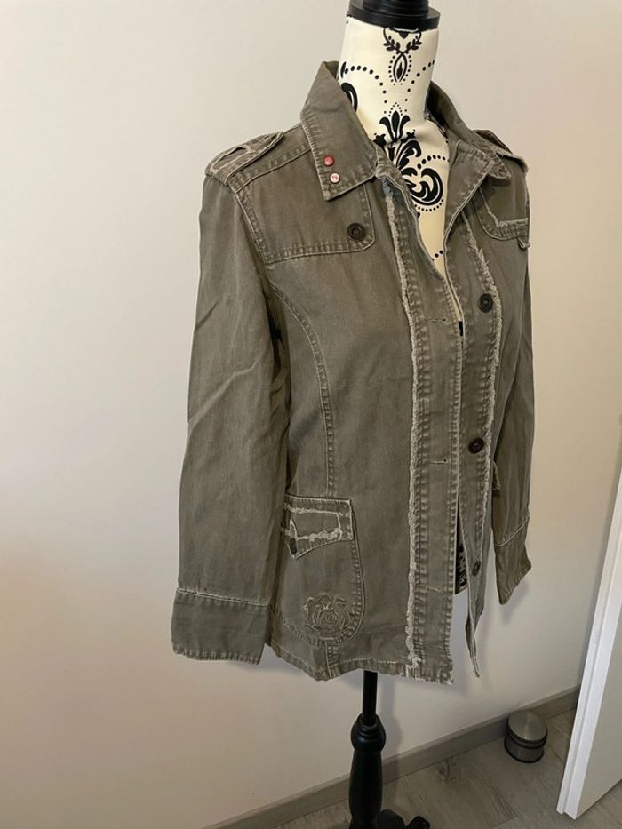 Veste manteau en jean à manches longues kaki effet déchiré Lola Espeleta taille 36 - photo numéro 2
