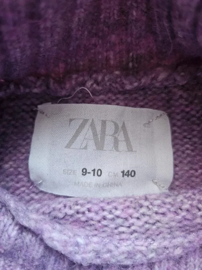 Robe pull Zara taille 9 / 10 ans - photo numéro 3