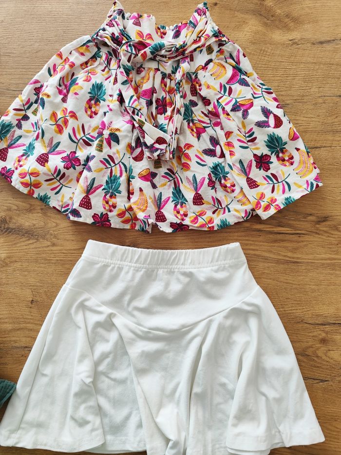 8ans lot vêtements fille - photo numéro 3