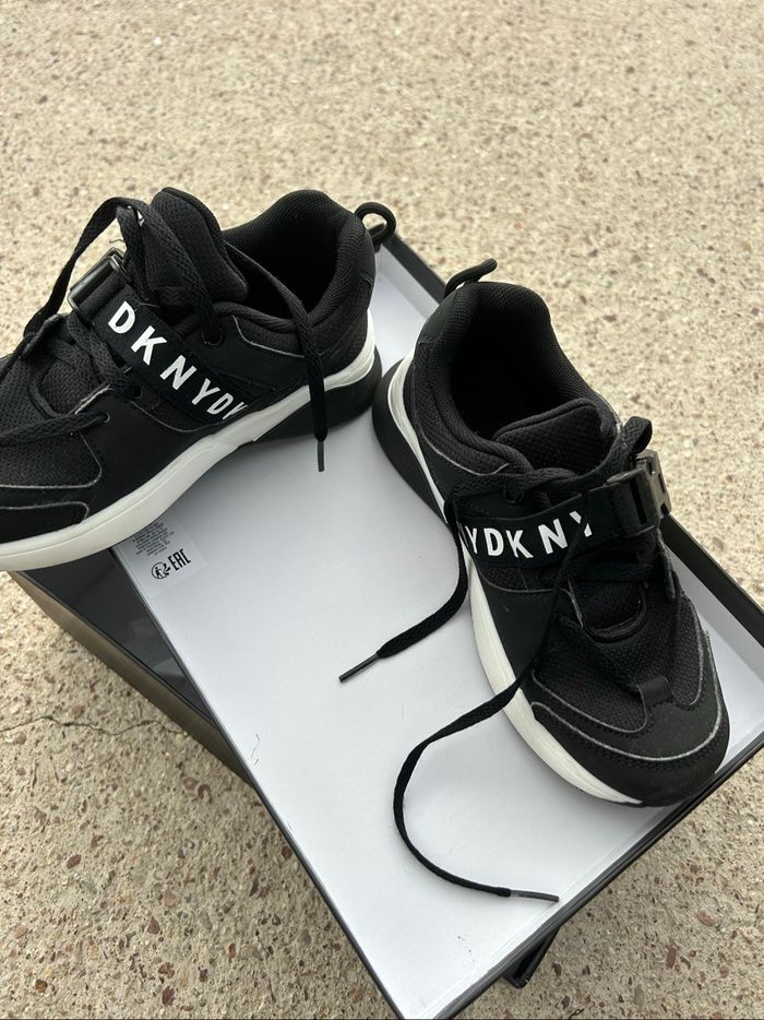 Basket DKNY - photo numéro 2