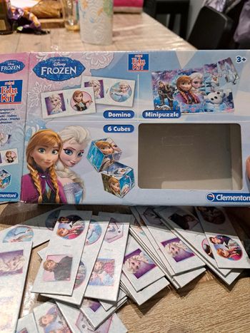 Jeu reine des neige domino, mini puzzle, 6 cubes clementoni 🎄🎁