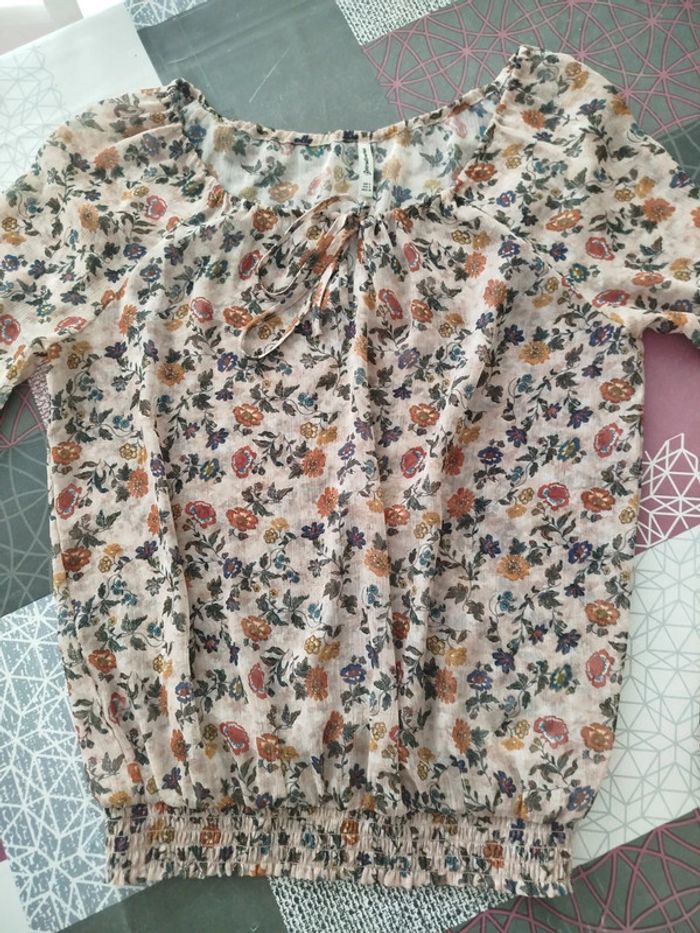 Haut blouse taille S très bon état - photo numéro 8