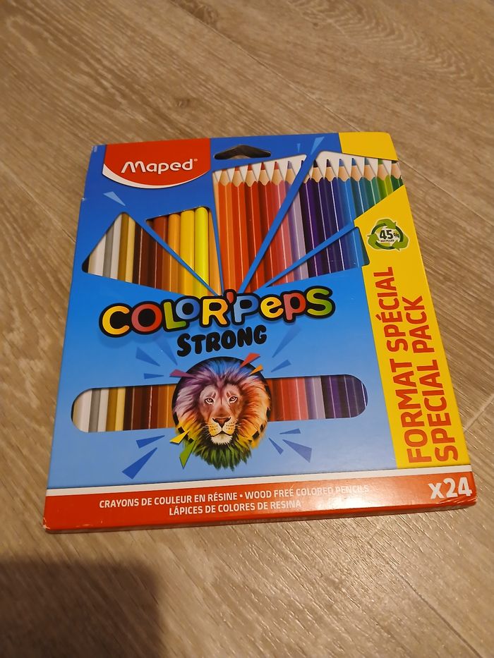 Etui de 24 crayons de couleurs Maped neuf