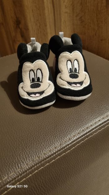 Petit chaussons bébé