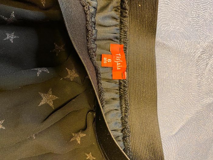 Jupe noire étoiles grises 6ans - photo numéro 4