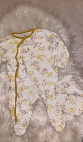 Pyjama et bavoir Winnie