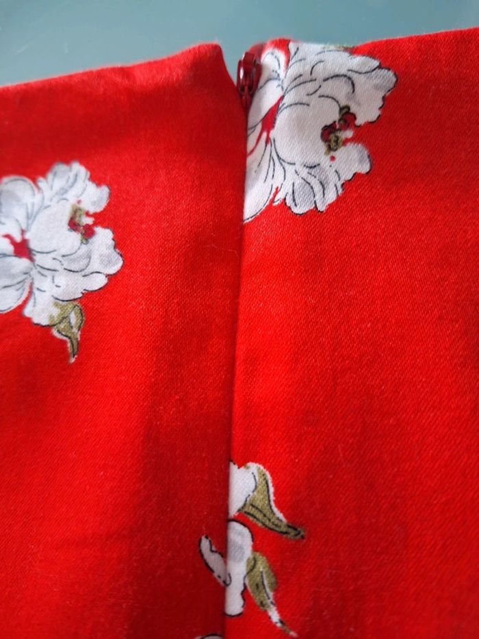 Robe rouge fleurie caroll - photo numéro 3