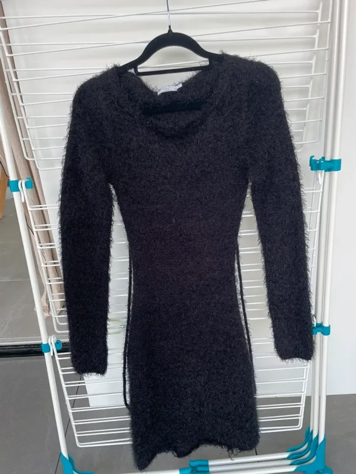 Robe pull dos ouvert - photo numéro 3