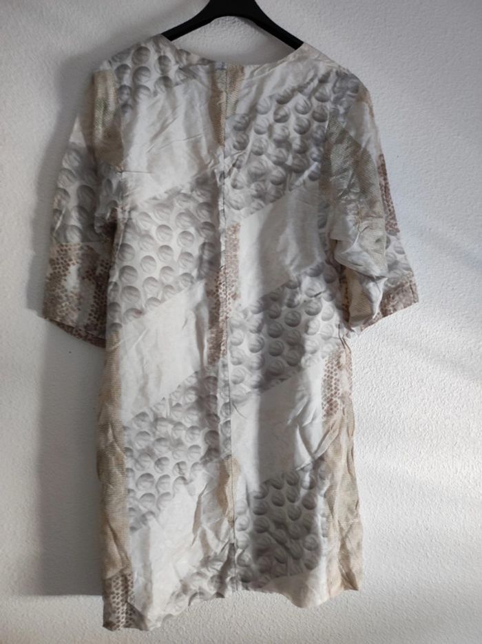 H&M robe motifs écailles en soie taille M - photo numéro 2
