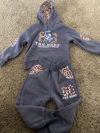 Survêtement garçon 4 neuf avec étiquette ensemble jogging style original