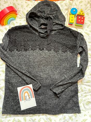 pull léger chiné noir avec capuche C&A XS