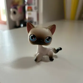 Figurine littlest pet shop siamois short hair cat chat européen