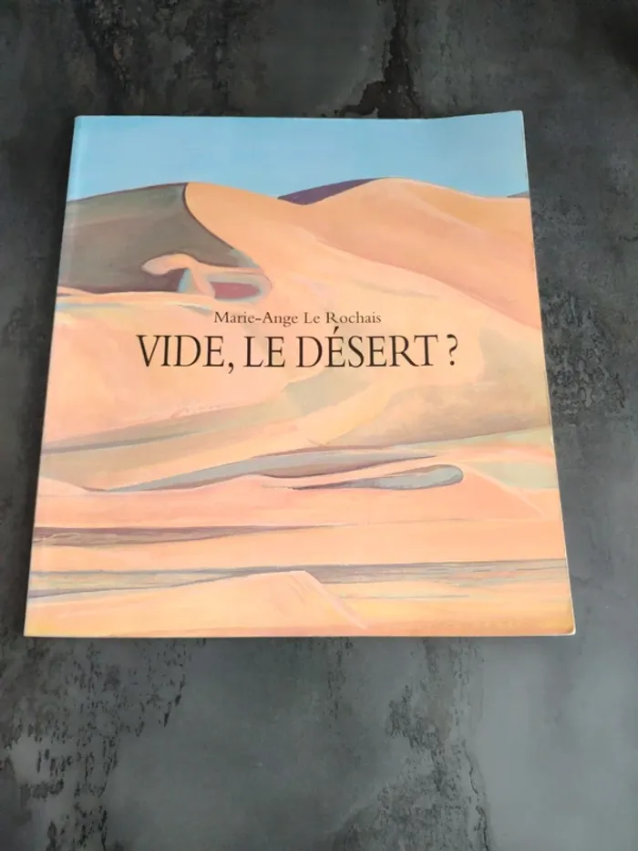 Livre vide, le désert ?