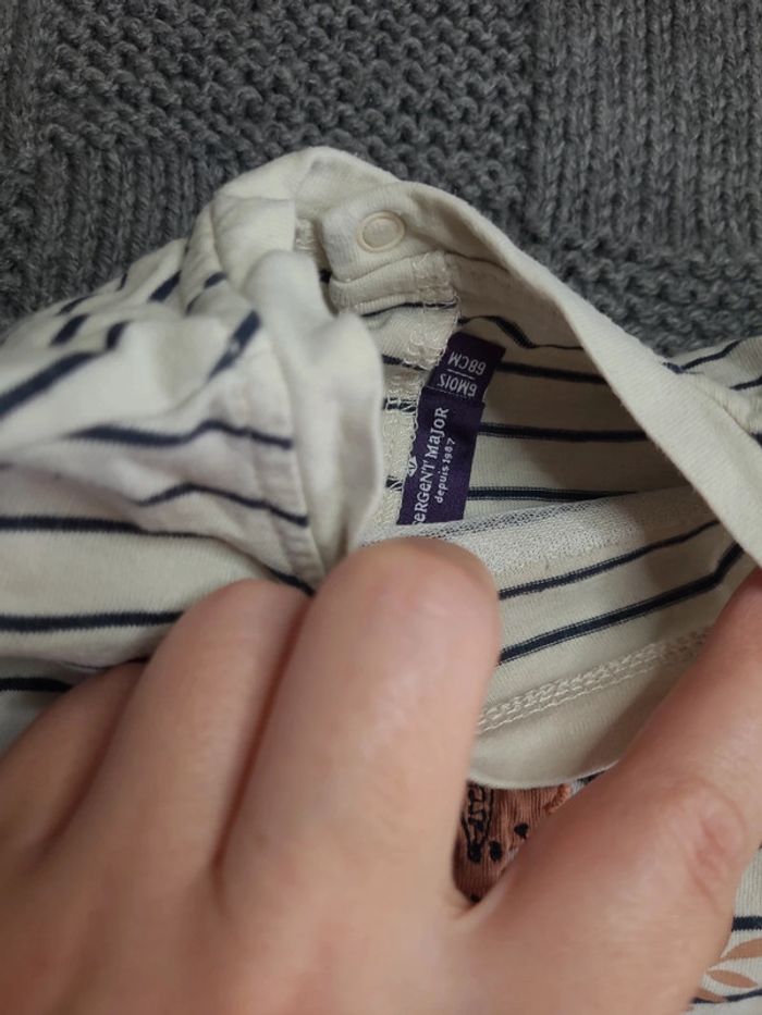 👶Tee-shirt taille 6mois-68cm👶 - photo numéro 4