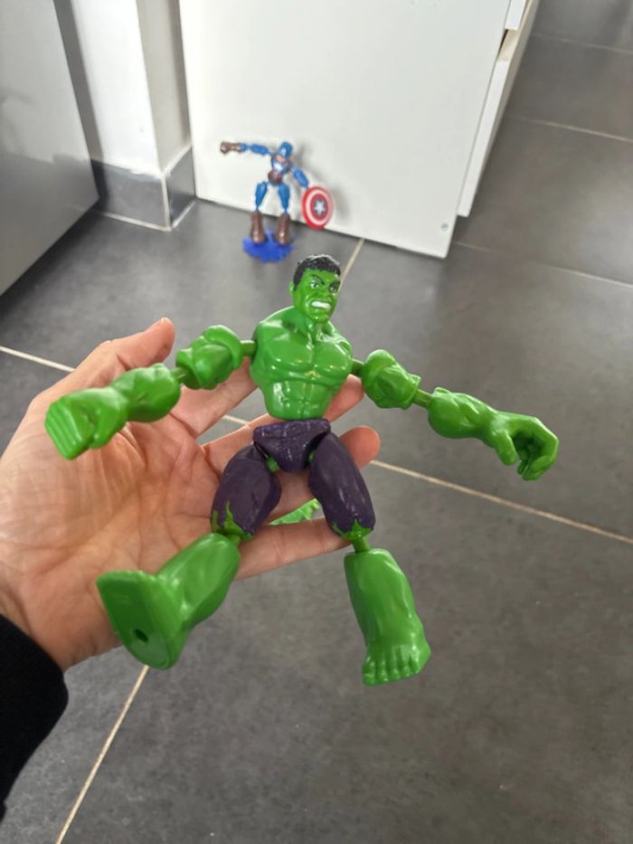 Lot 2 figurines Marvel - photo numéro 6