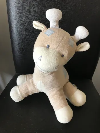 doudou berceuse girafe baby sun passée en machine avant l’annonce