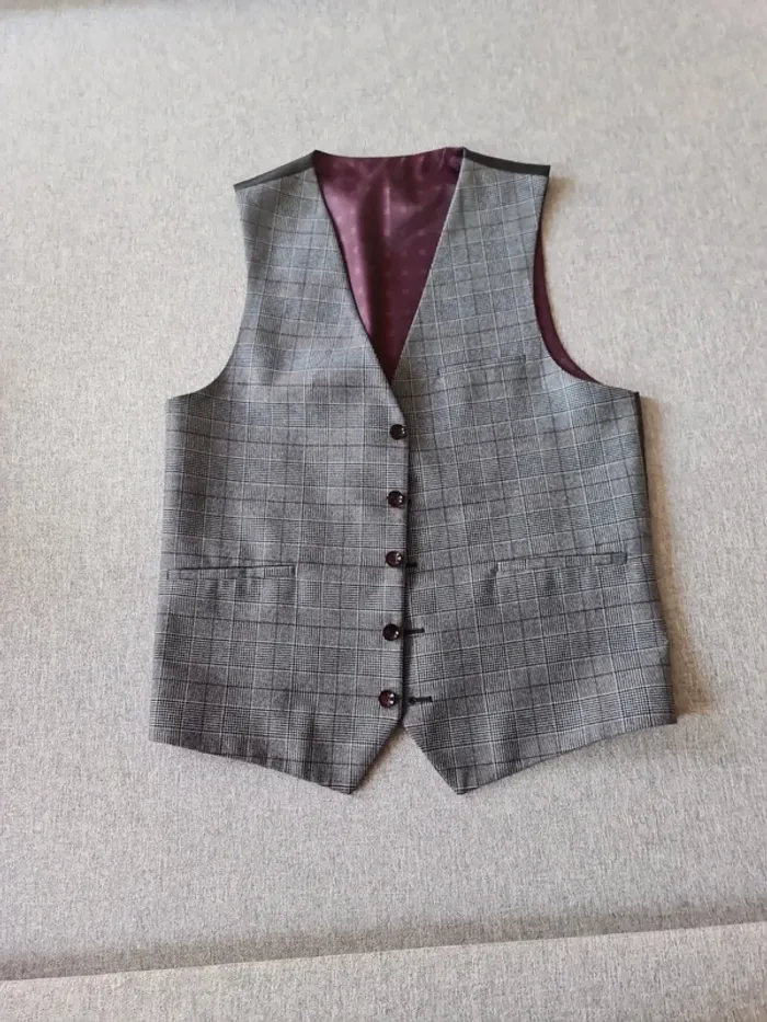 Costume IZAC 3 pièces - photo numéro 3