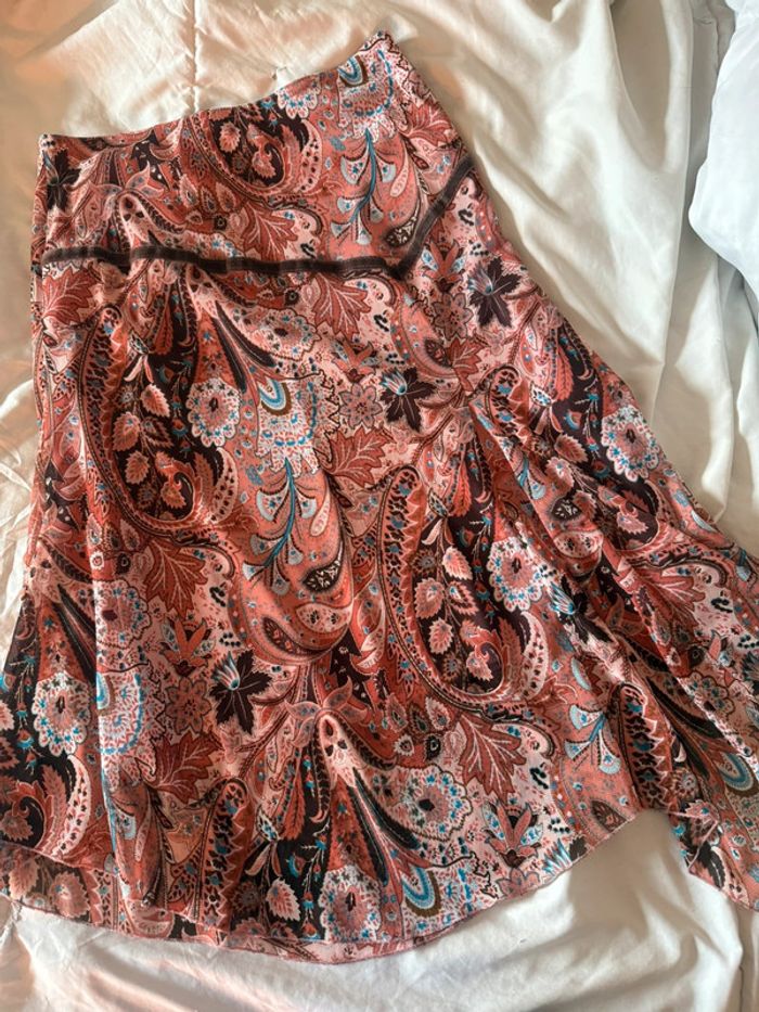 Longue jupe asymétrique