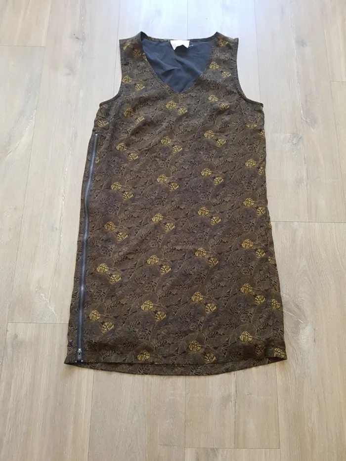 Robe School Ray