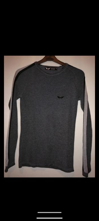 Pull léger Salazar gris. Taille M
