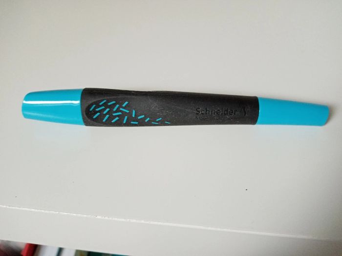 Schneider. Stylo pour débutant - photo numéro 2