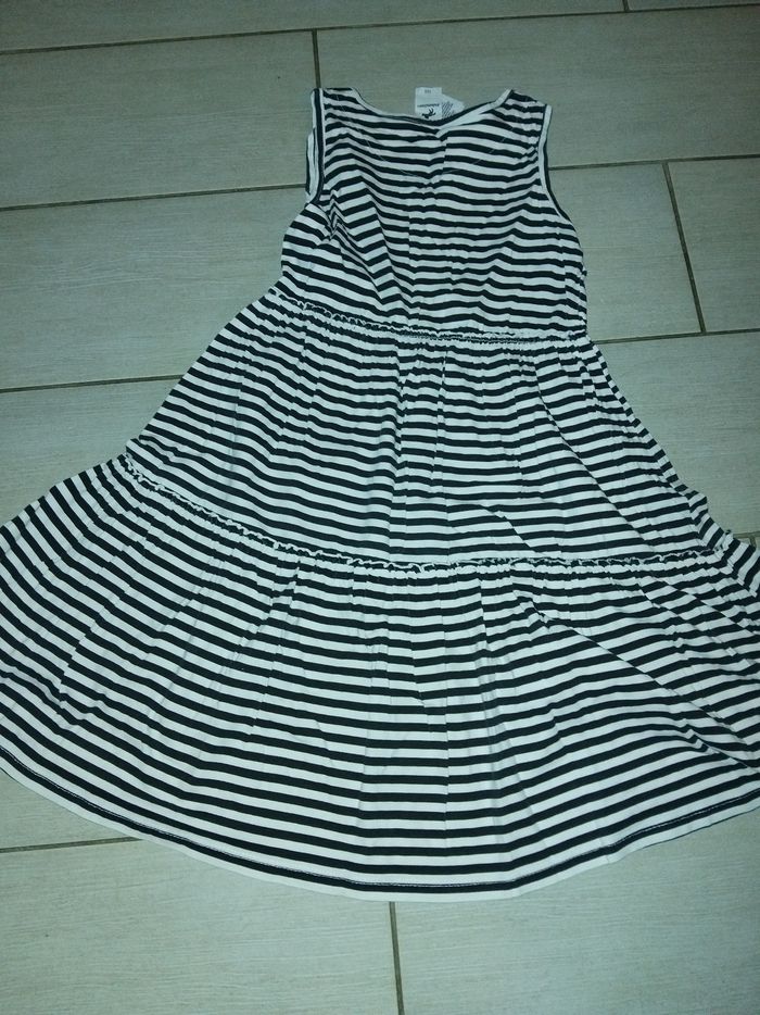 Robe taille 8 ans - photo numéro 4