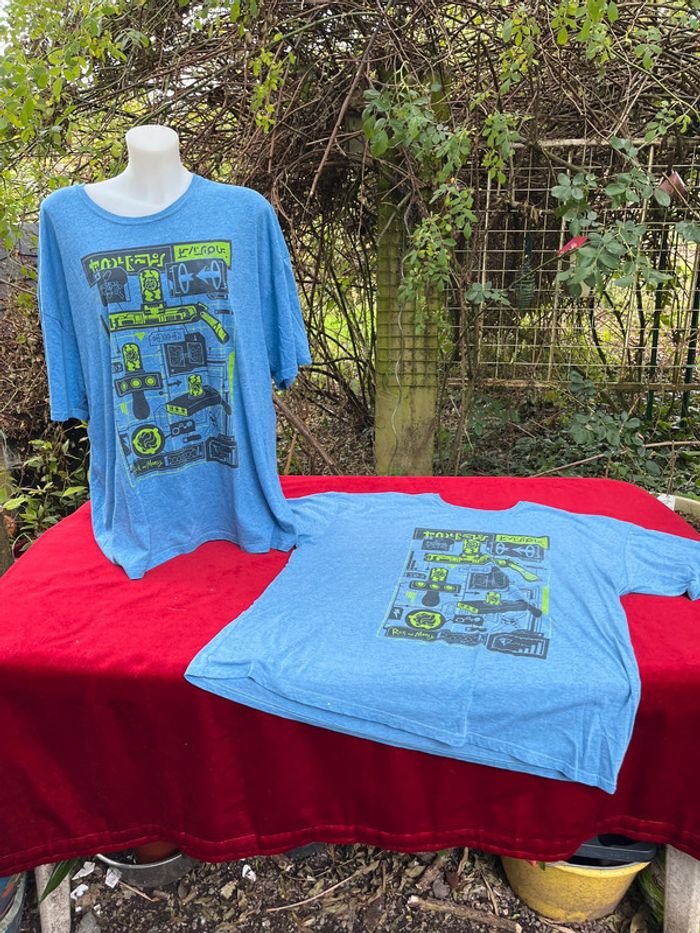 Lot de 2 tee shirt Rick et Morty XXXL