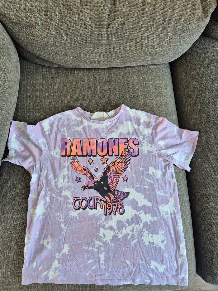 Tee shirt fille taille 12-14 ans - photo numéro 1