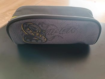 Trousse d école