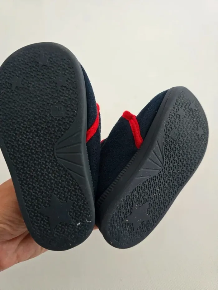 Chaussons spiderman - photo numéro 3