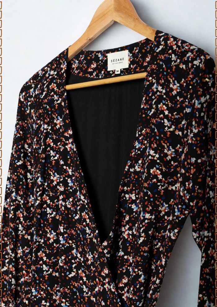Robe fleurie portefeuille Sézane Taille 38 - photo numéro 3