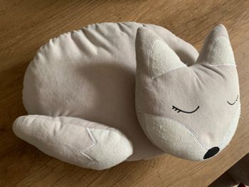Coussin décoratif enfant renard gris atmosphera tbe
