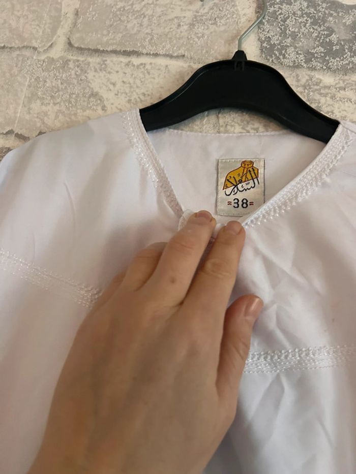 Qamis taille 38 / 8 ans - photo numéro 3