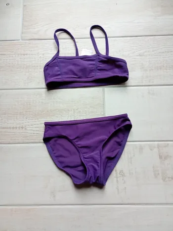Lot vêtements fille 6 - 7 ans