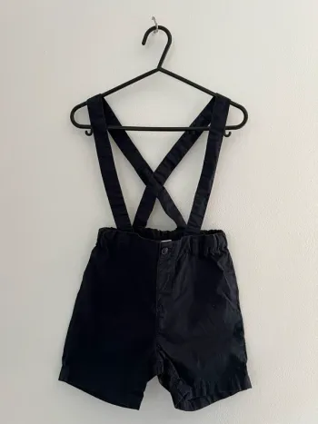 Short à bretelles petit bateau