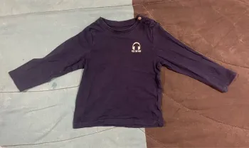 Pull bleu