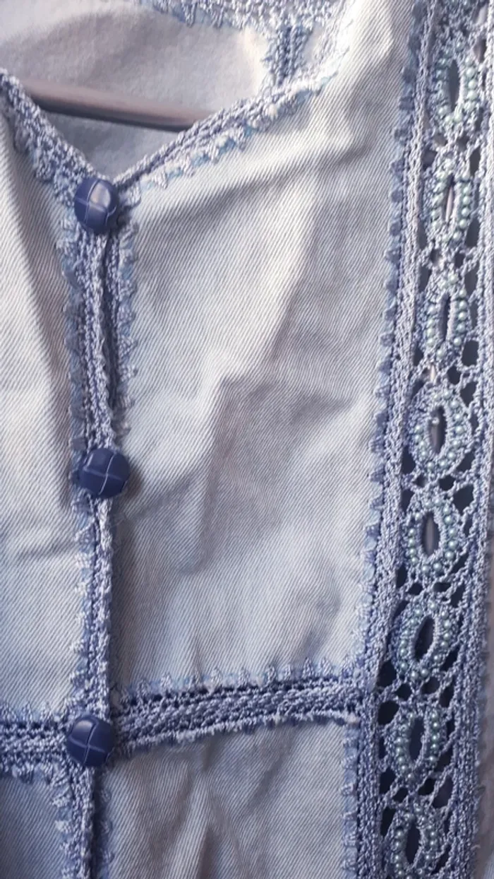 Gilet sans manche jean dentelle - photo numéro 2