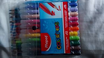 Crayons feutres et couleurs 