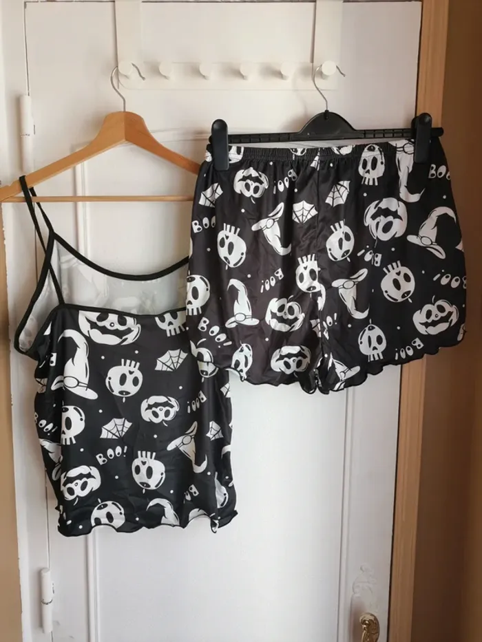Pyjama Halloween – Taille XL 🎃🖤 - photo numéro 2