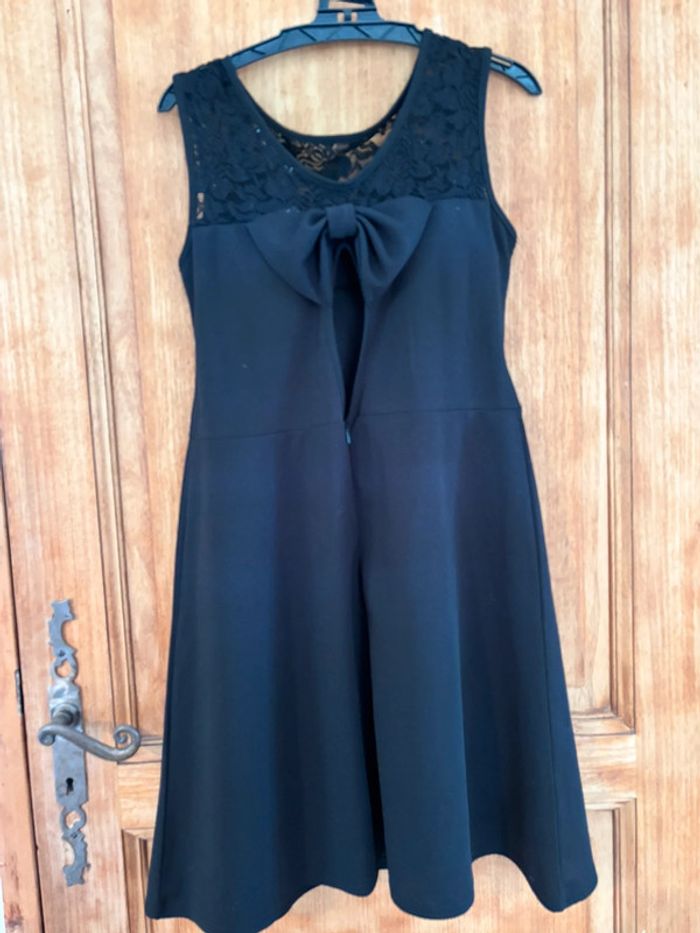Petite robe noire - photo numéro 4