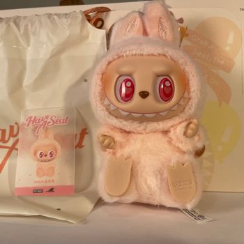 LABUBU Have a Seat "DADA" – Figurine POP MART authentique